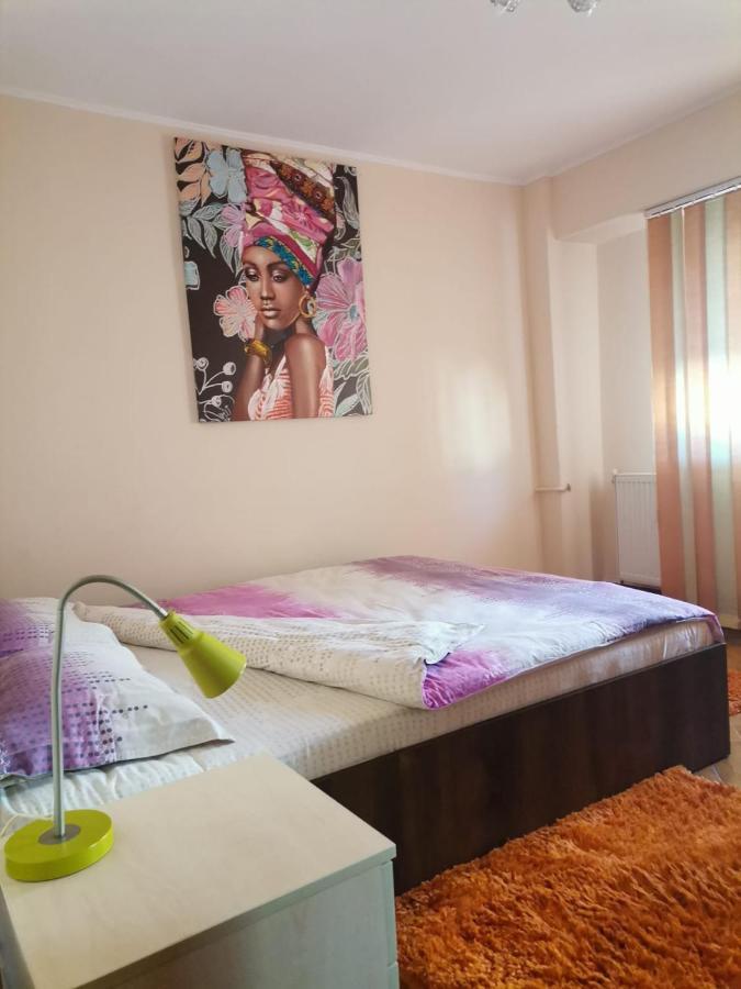 2 Cu Centrala Apartament